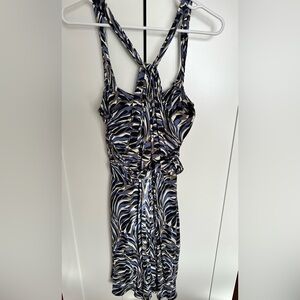 Elie Tahari 100% Silk Dress Size Medium Soft Trendy Sexy